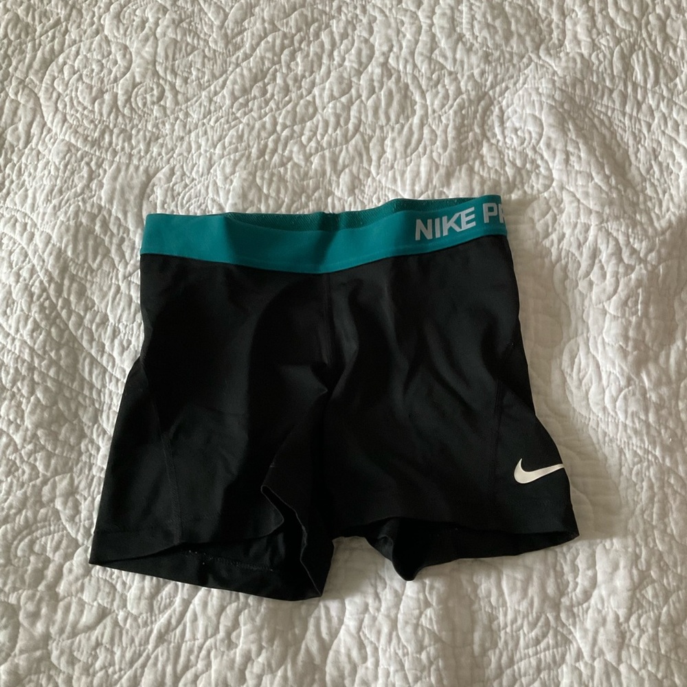 Nike Pros | Women’s | Size S